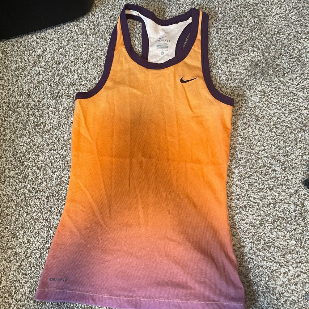 NIKE tank top